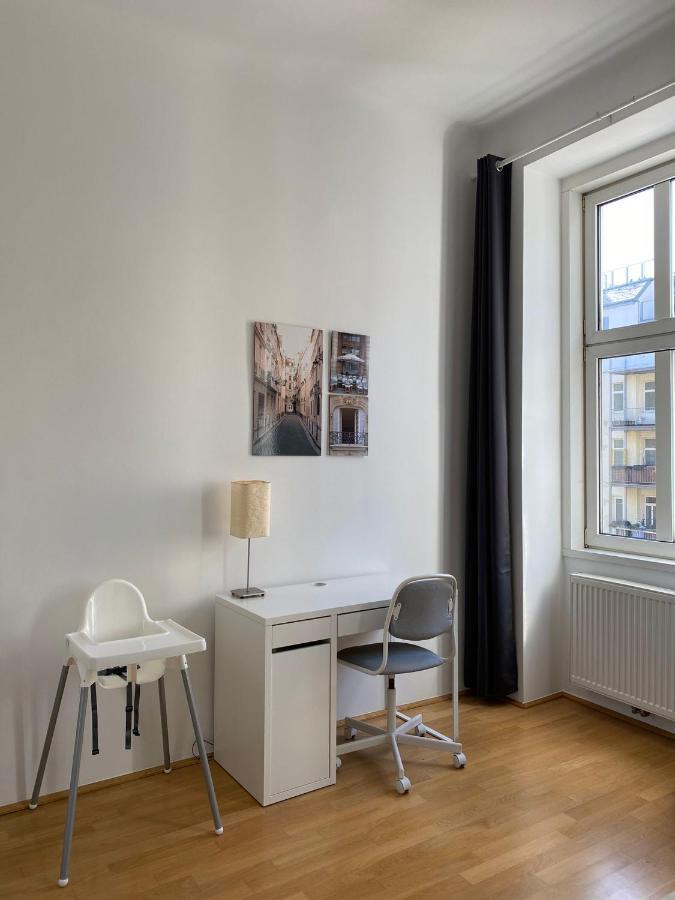 Two Bedroom * Wien